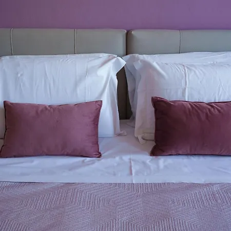 La Dolce Bed & Breakfast